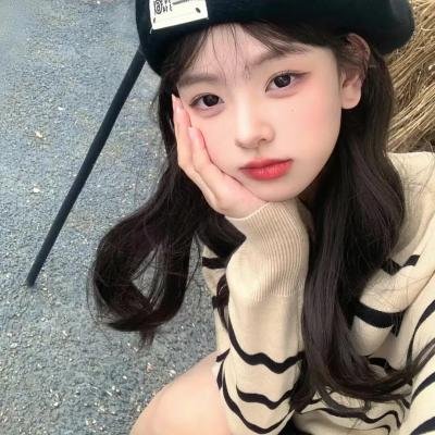 草裙春色
